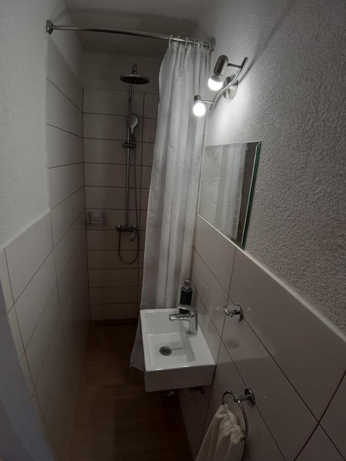Boni02 Apartment Gdinj Екстериор снимка