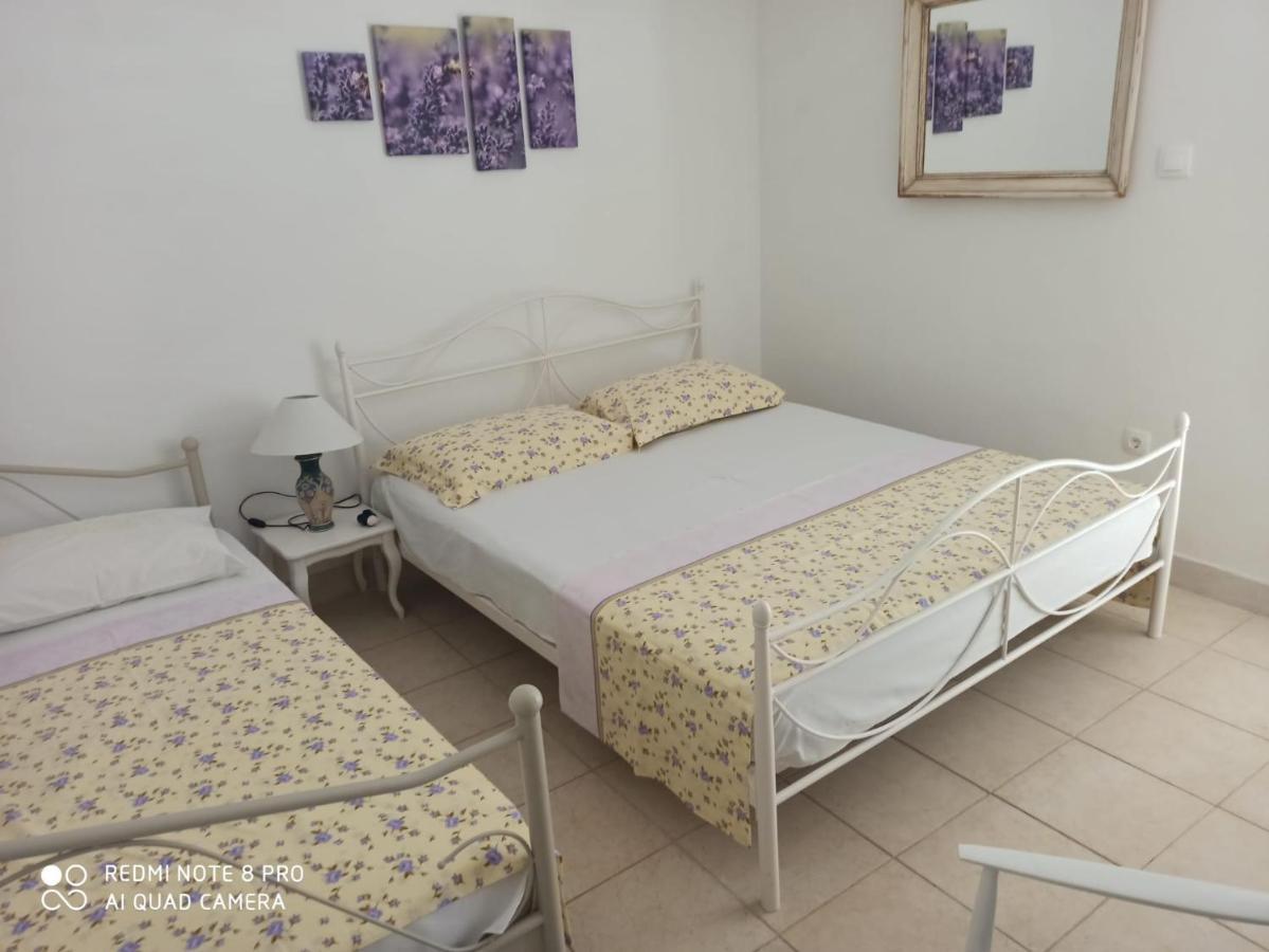 Boni02 Apartment Gdinj Екстериор снимка
