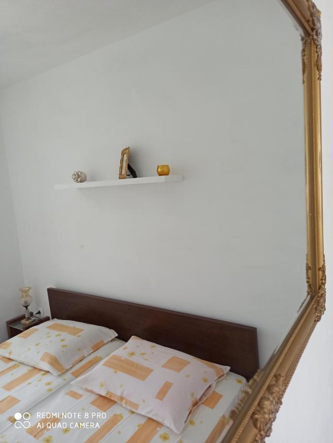 Boni02 Apartment Gdinj Екстериор снимка