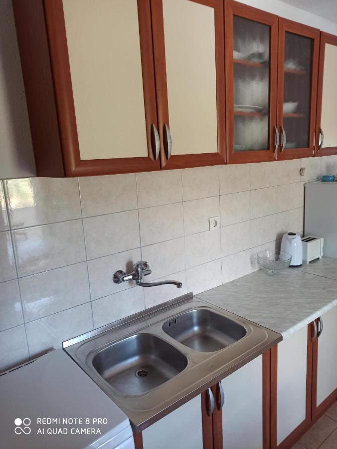 Boni02 Apartment Gdinj Екстериор снимка