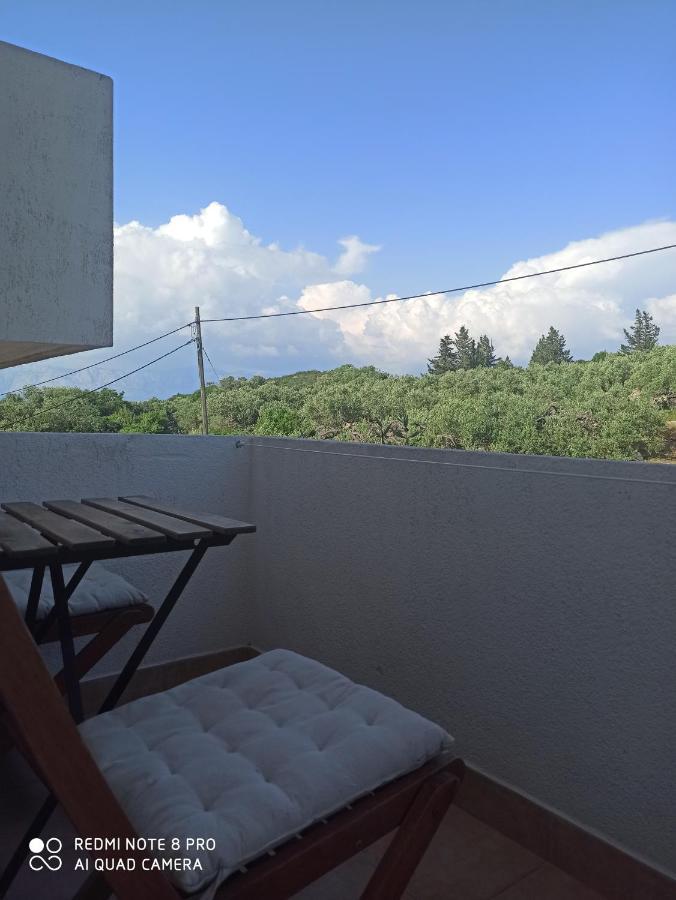 Boni02 Apartment Gdinj Екстериор снимка